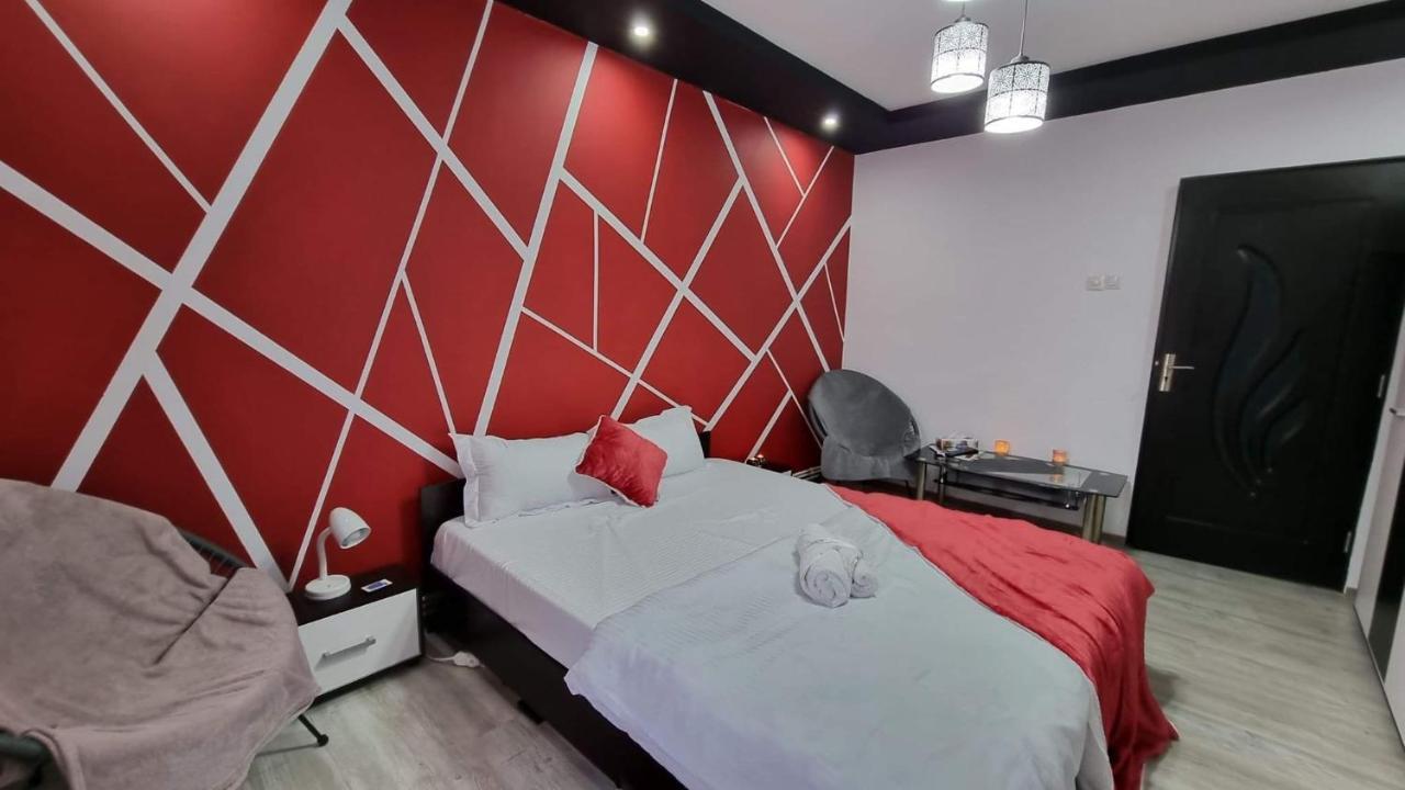 Studio Vale Apartment Hunedoara Luaran gambar