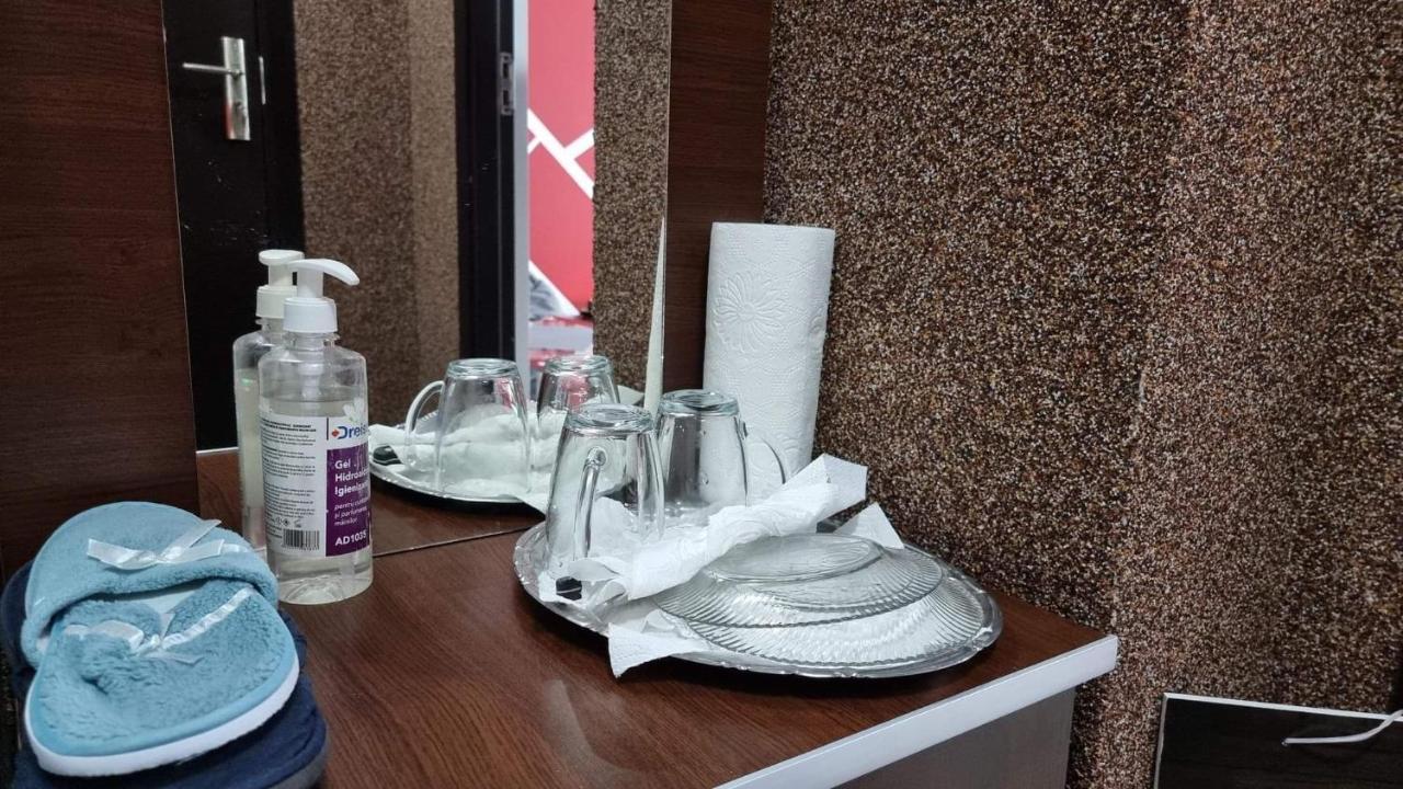 Studio Vale Apartment Hunedoara Luaran gambar