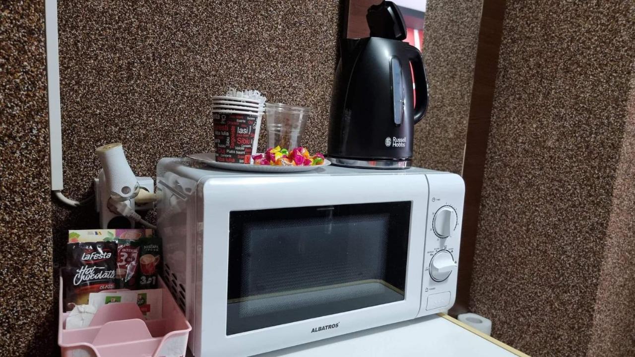 Studio Vale Apartment Hunedoara Luaran gambar