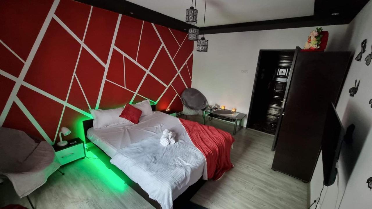 Studio Vale Apartment Hunedoara Luaran gambar