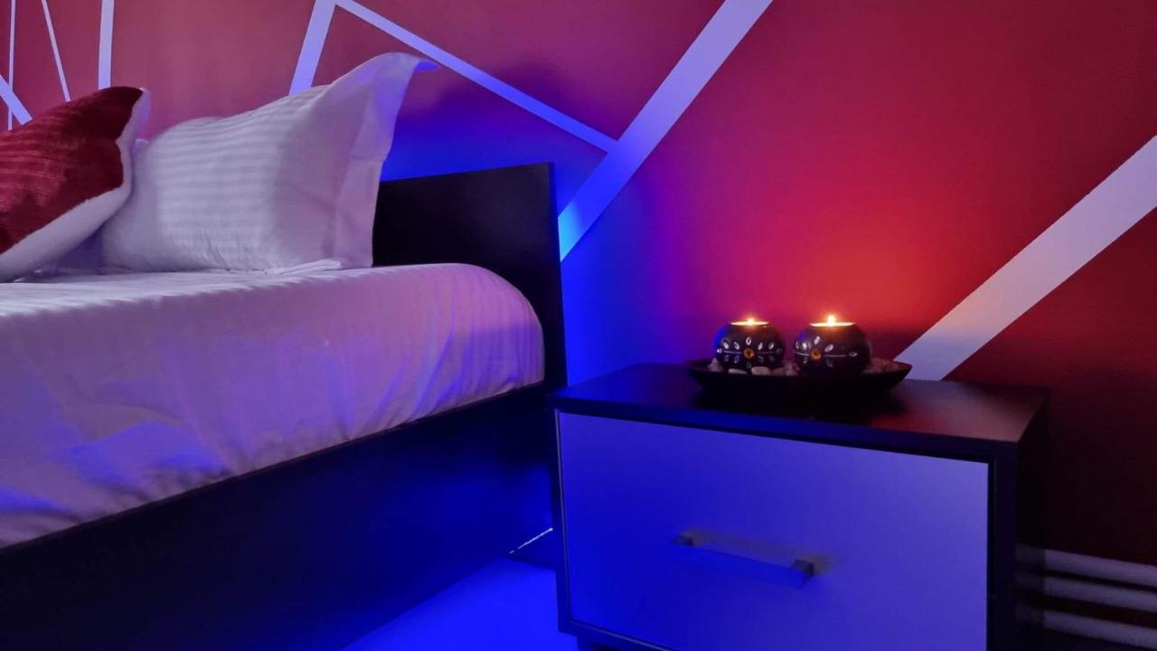 Studio Vale Apartment Hunedoara Luaran gambar